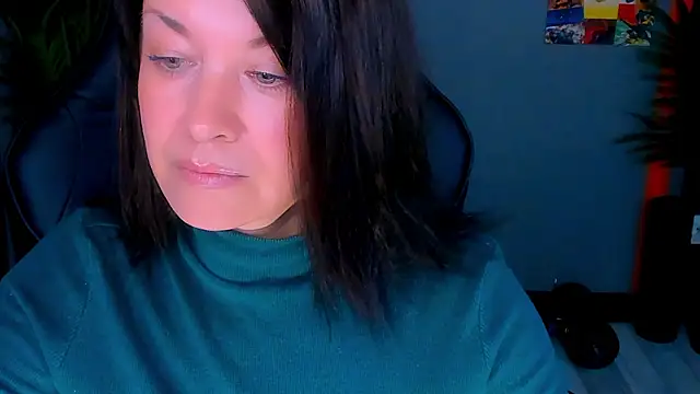 AnaMills 现场XXX聊天