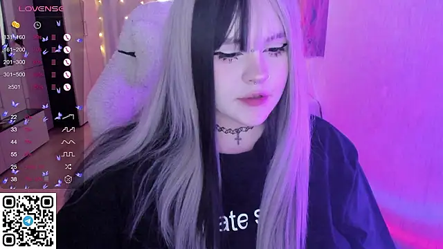 SelenaCute 现场XXX聊天