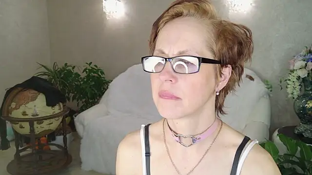 LioraWeiss Live XXX-chat