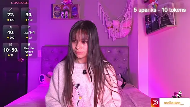 Alisha_Olsen_ Adlı Modelin Canlı XXX Sohbeti