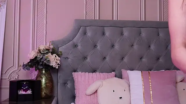 Živý XXX chat LucyAddison