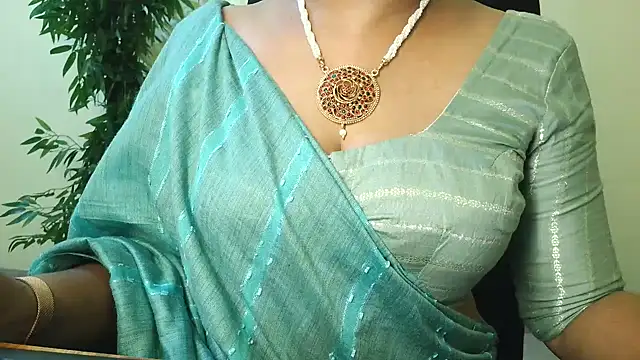 Mallu_Neelaanjanam's Webcam Show