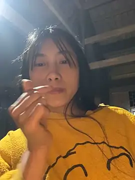 LyLyX09 Live XXX-chat