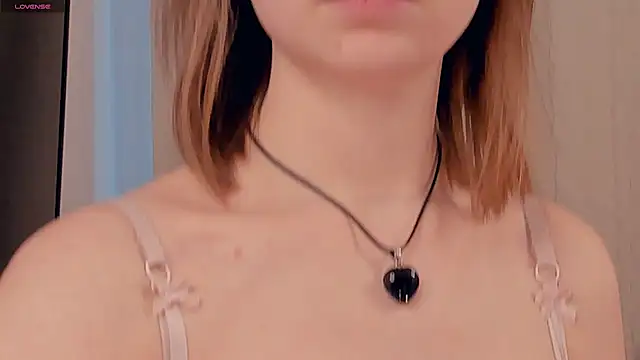 AmmieObarr 即時 XXX 聊天