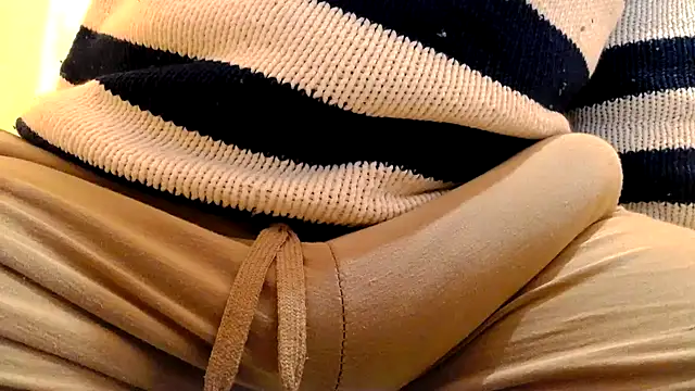 gae89tano webcam show