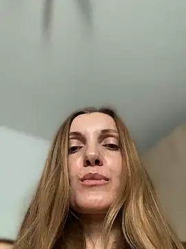 Czat XXX na żywo – miss_darsi