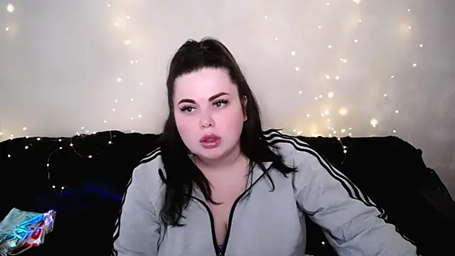 Emily_Mon Live XXX chat