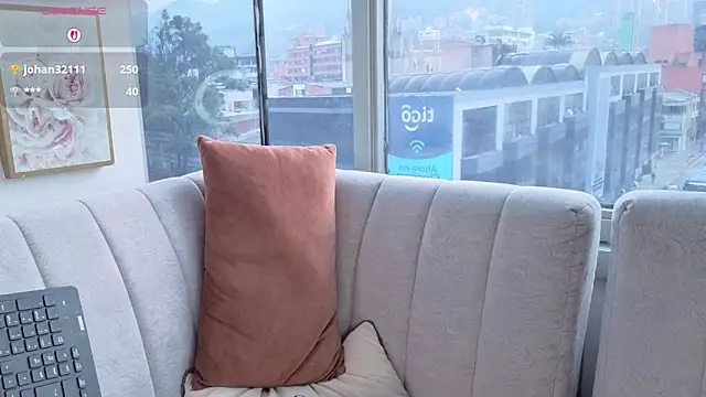 Ivanna_WestのライブXXXチャット