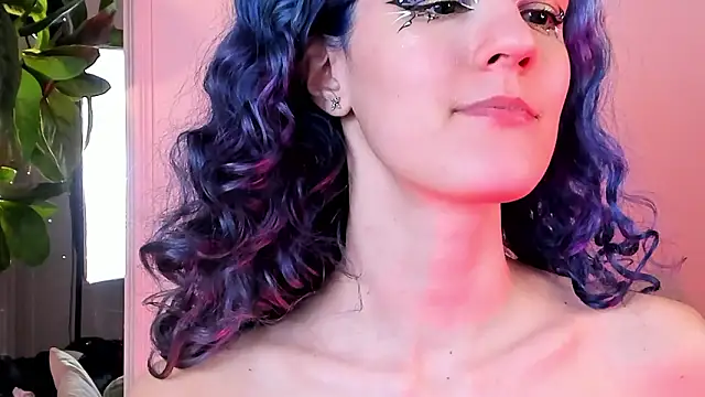 AuraLaunniのライブXXXチャット