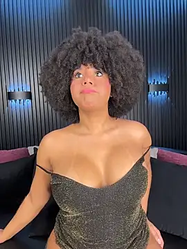 kendall_coxx Adlı Modelin Canlı XXX Sohbeti