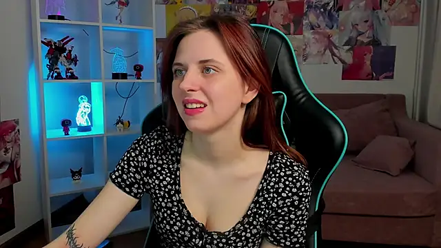 Chatroom XXX en direct de FreyaVey