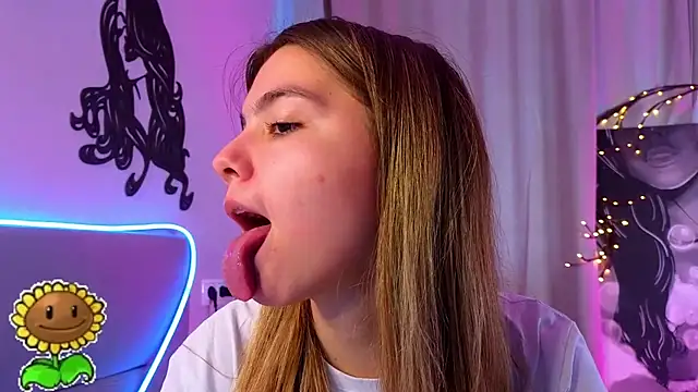 MargieDavidson Adlı Modelin Canlı XXX Sohbeti