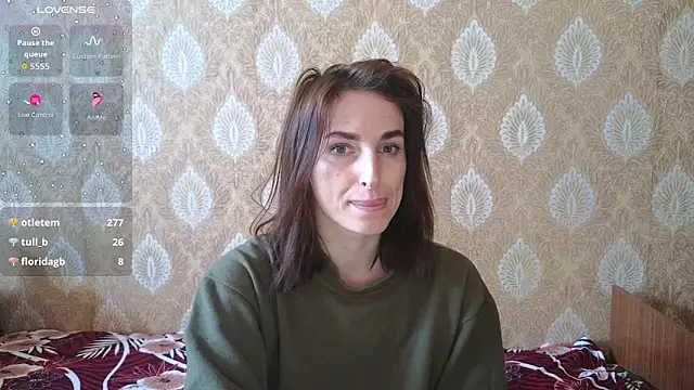 XXX chat uživo modela xx_adrihanna_xx