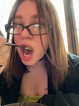 lucy-joy – Naživo XXX chat