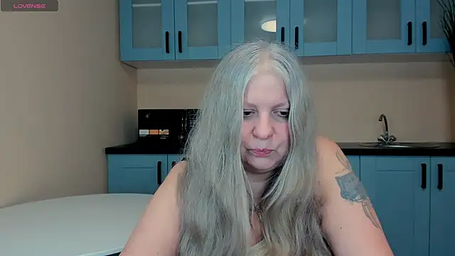 XXX chat uživo modela mariabelladonna