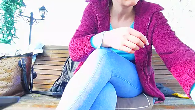 XXX chat uživo modela MellyBigLabiaOrgasmic