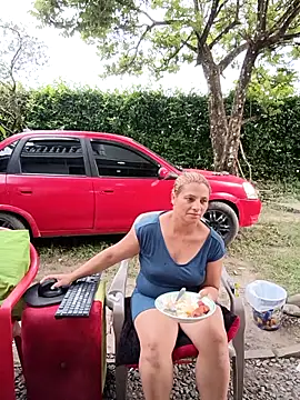 hotandfierylatinos2023のライブXXXチャット