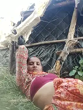 Webkamerová show Juli_rathore