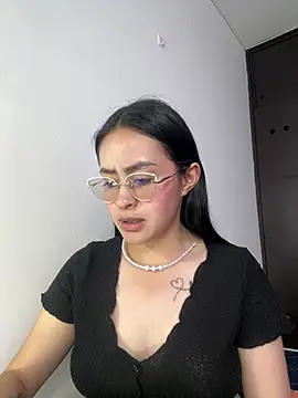 Pokazy przed kamerką – Anni_Rose