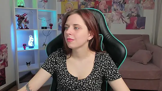 FreyaVey: онлайн-секс-чат