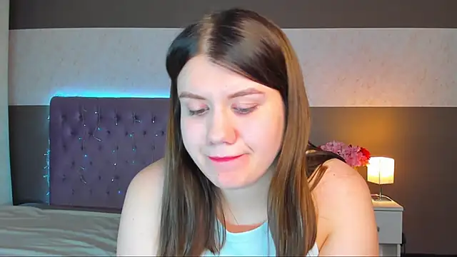 NikkiBustt 라이브 XXX 채팅