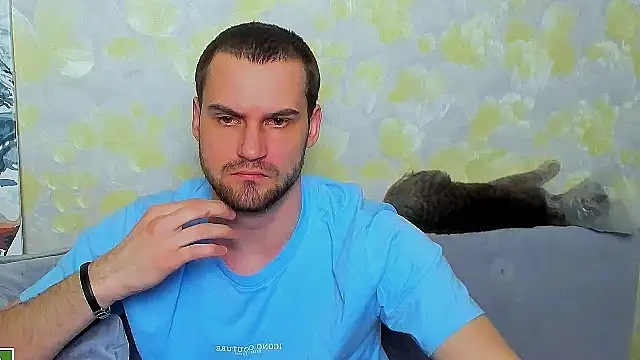 iiveran4ik Adlı Modelin Canlı XXX Sohbeti