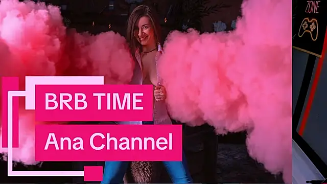 دردشة AnaMills الجنسية المباشرة