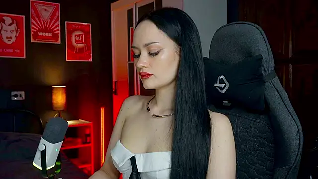 QueenAlissn Live XXX chat