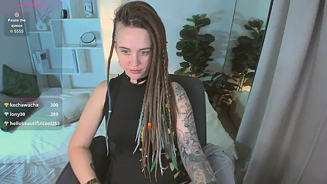 LisaFoxy_y Chat XXX live