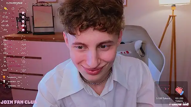 crisp1n Chat XXX in diretta