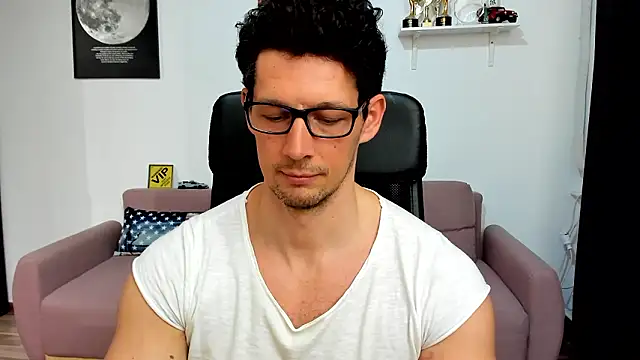 BrutusK08n Webbikameraesitys