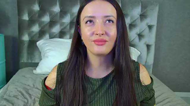 XXX chat uživo modela ElinaBellucci