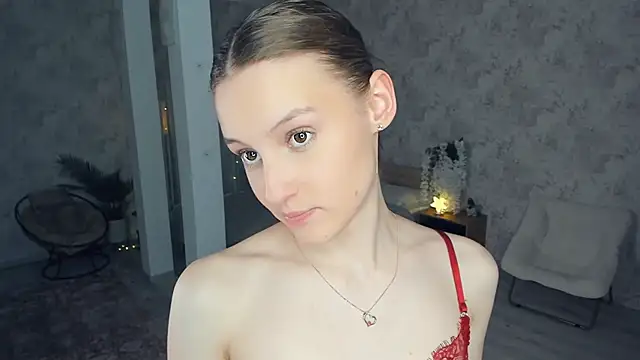 LianneBynon webcam show