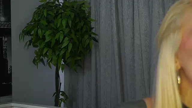 Czat XXX na żywo – LanaReals