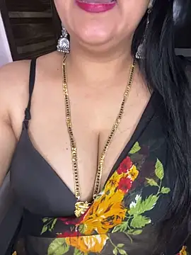 Notty-HotyBhabhi's Live XXX Chat