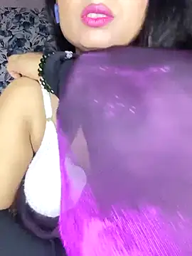 _DesigirlRoshni: онлайн-секс-чат