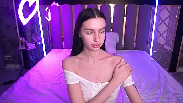 Chat XXX Live Snow_WhiteeeX
