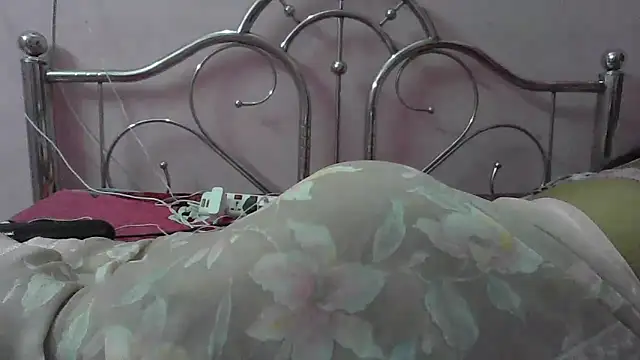 Chatroom XXX en direct de cute_lailaa