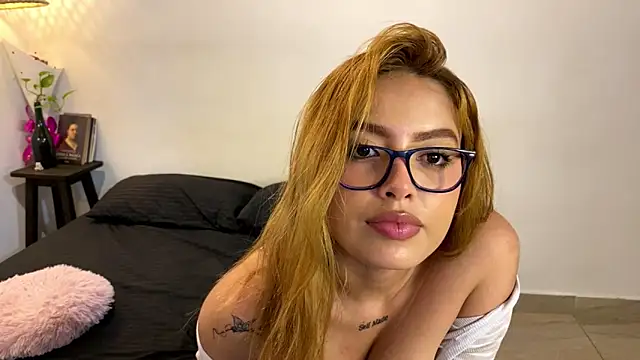 ArianaAlvarez_のライブXXXチャット