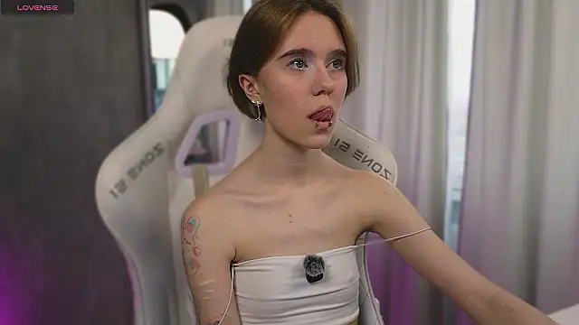 MyBabyLana 现场XXX聊天