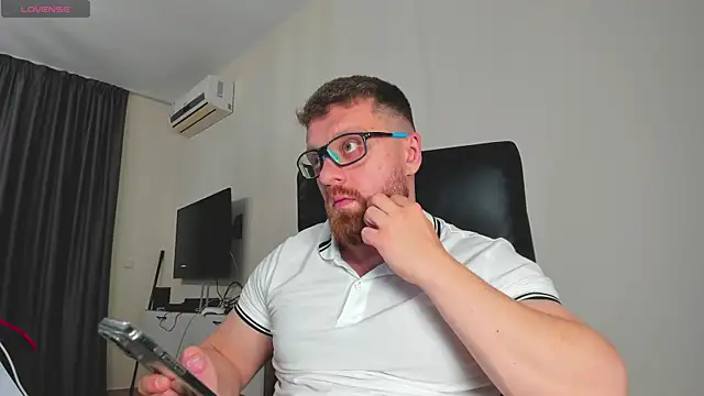 عرض كام Findom_guy