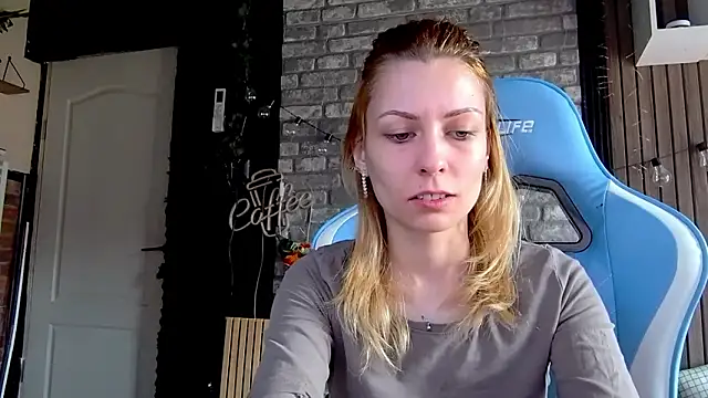 karo123421 Live XXX Chat