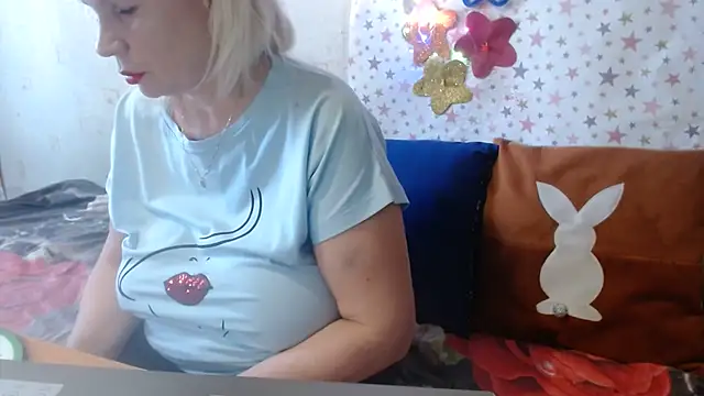 QueenLana's Webcam Show