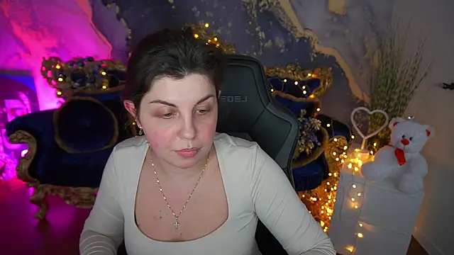 MirandaWong Chat XXX in diretta