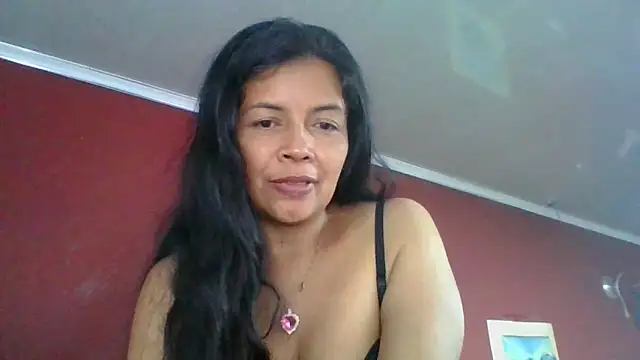 Chat XXX ao vivo de DianaOchoa_