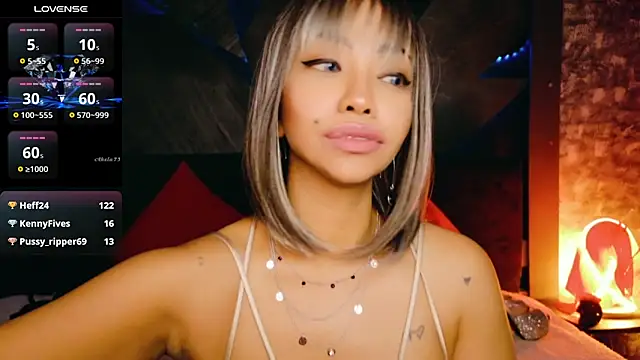 ElyaQuinn Chat XXX in diretta