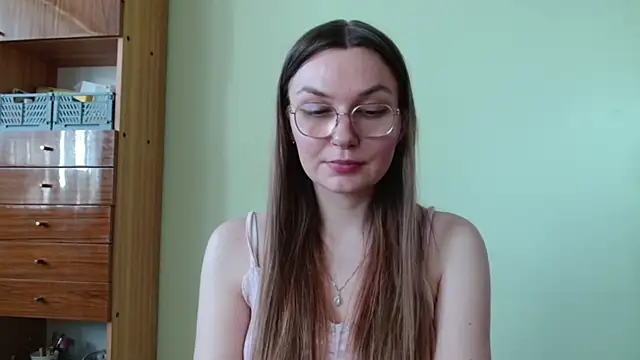 LooveELLYx Chat XXX in diretta