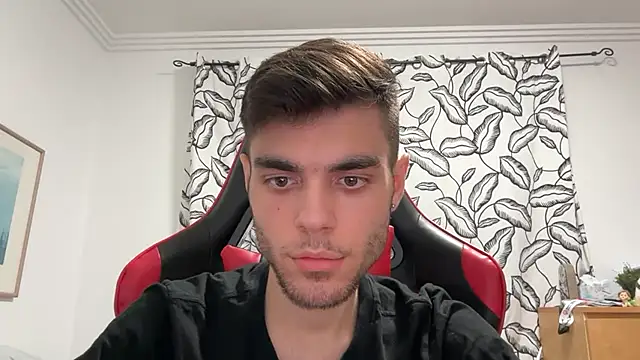 Omarnede Adlı Modelin Web Kamerası Şovu