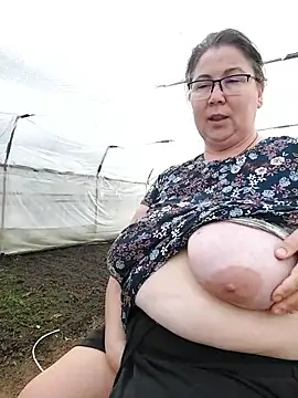 EmmaSquirtn Live XXX chat