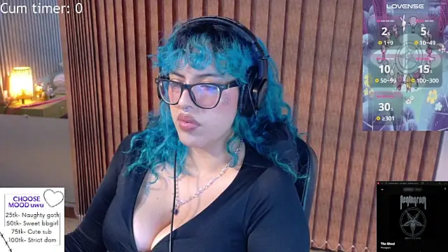 Chat +18 de Eli666uwu ao vivo